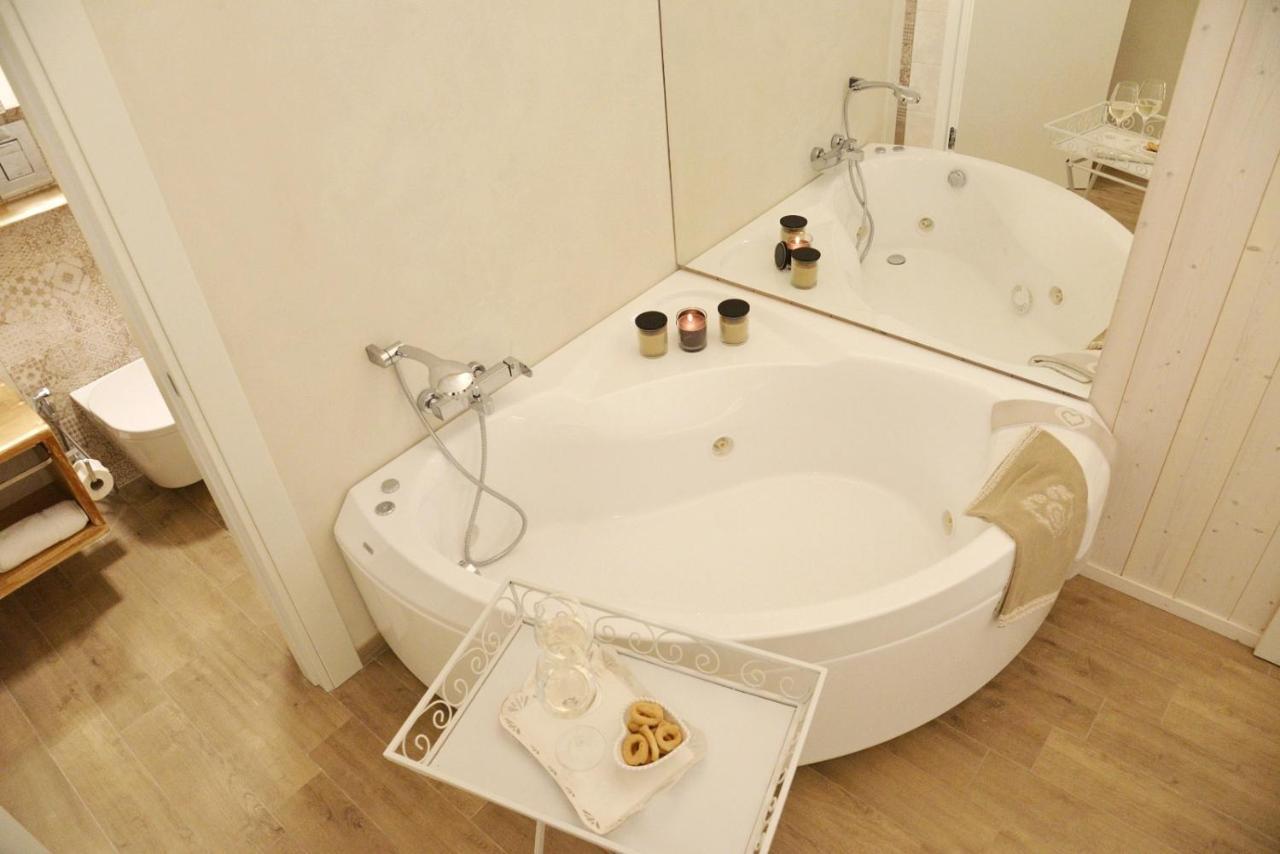 Suite Vitti 5 - Puglia Mia Apartments 莫诺波利 外观 照片